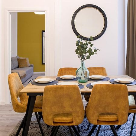 Wawelove Pilsudskiego - 3 Bedroom Apt. With Balcony And Free Parking! Cracovia Esterno foto